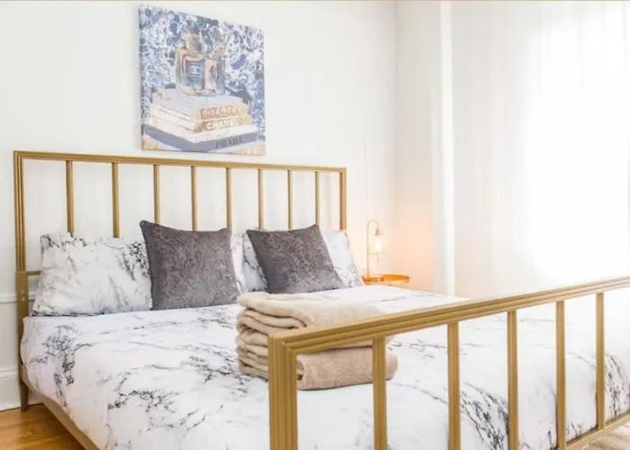 Downtown Magnificent Mile Sleep 20 6bd-6ba * Chicago