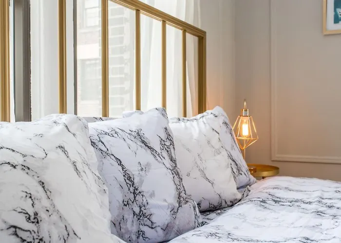 Downtown Magnificent Mile Sleep 20 6bd-6ba Apartamento *