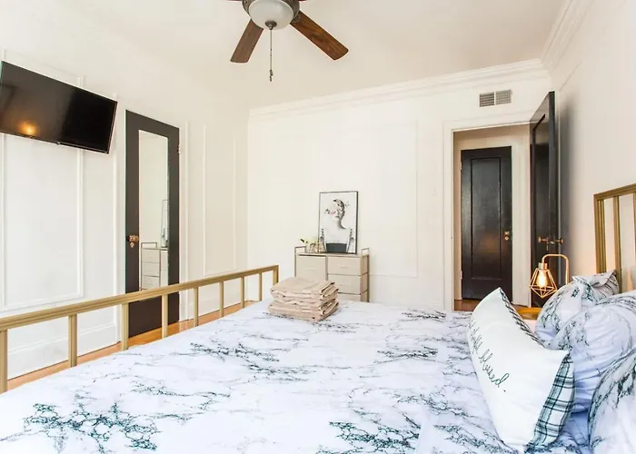 Downtown Magnificent Mile Sleep 20 6bd-6ba Apartamento Chicago