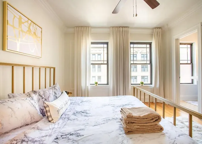 Downtown Magnificent Mile Sleep 20 6bd-6ba Apartamento *